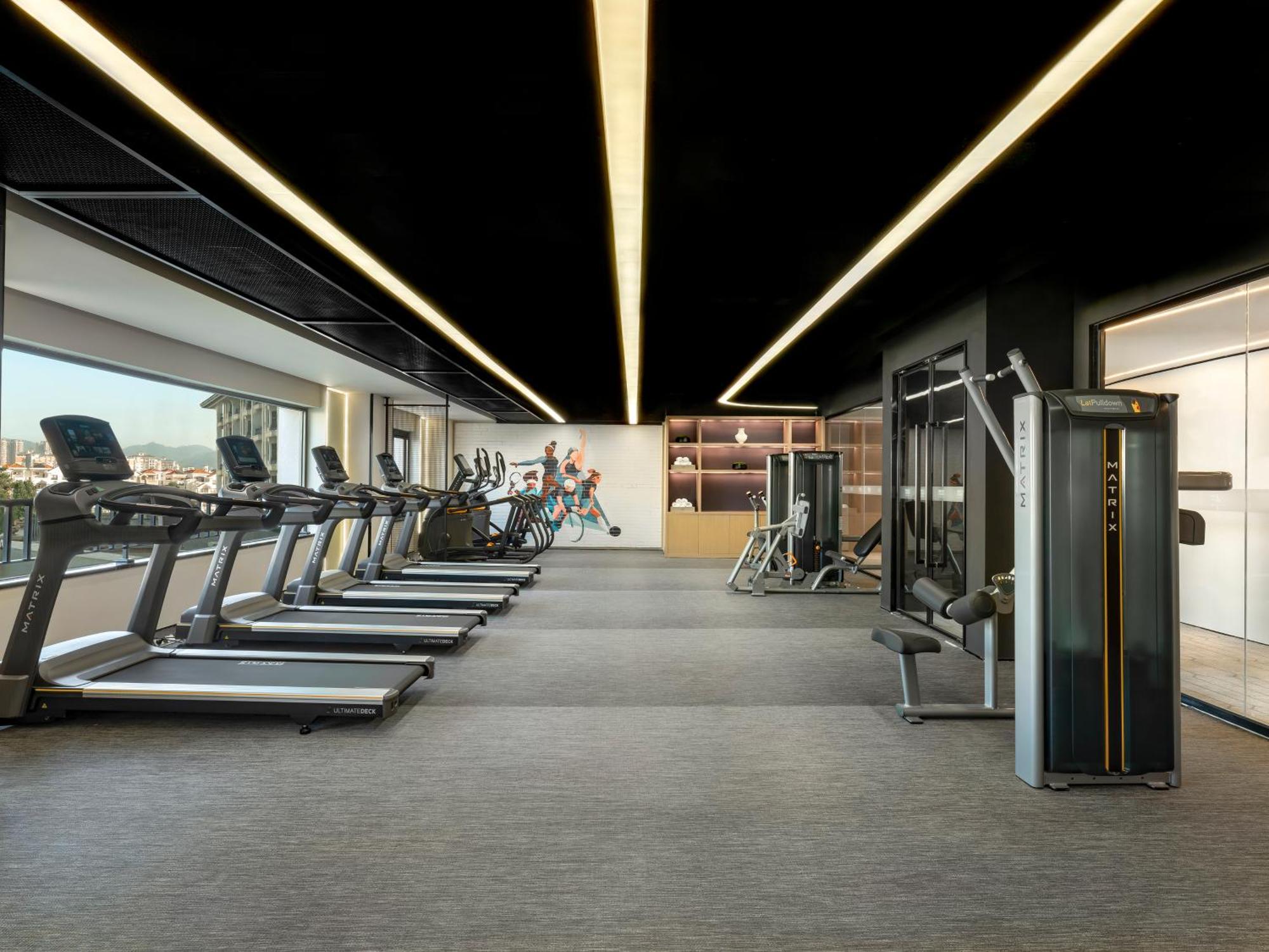 Four Points By Sheraton Yangjiang City Center Exterior photo